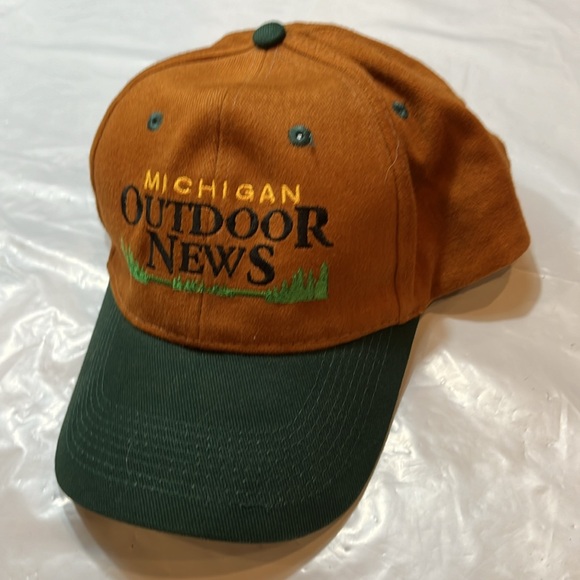 MICHIGAN OUTDOOR NEWS HAT Trucker Snapback tan BROWN green bill vintage grandpa - Picture 3 of 9
